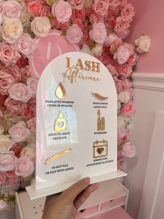 Lash after care sign